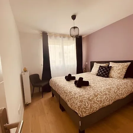 Casa de Férias Disneyland Dream 5 - Charmante Maison 10 Pax Chessy (Seine-et-Marne)